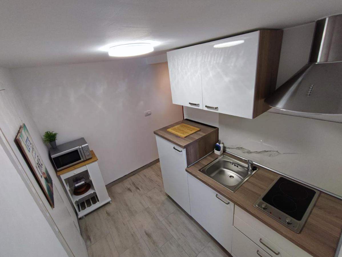 Apartments Tanja Живогоще Екстер'єр фото